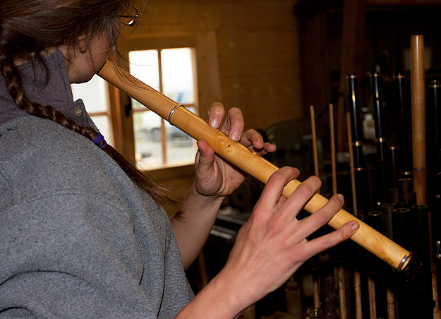 Gwenn-Frin plays a tune on a new Martin Doyle boxwood flute.